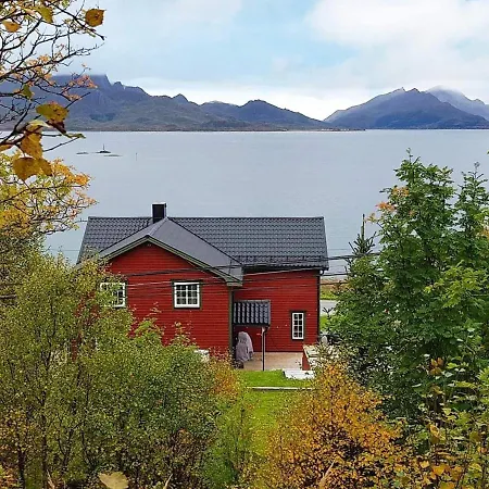 Holiday Hennes * Sortland