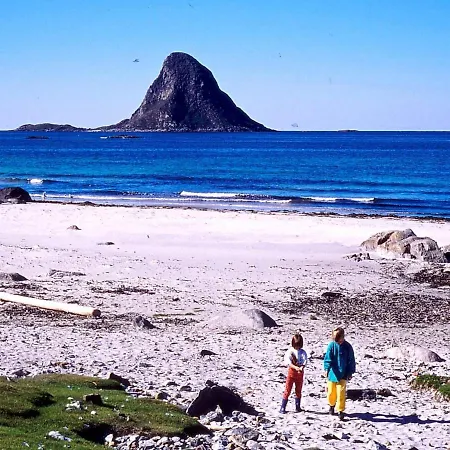 Holiday Hennes Semesterbostad *
